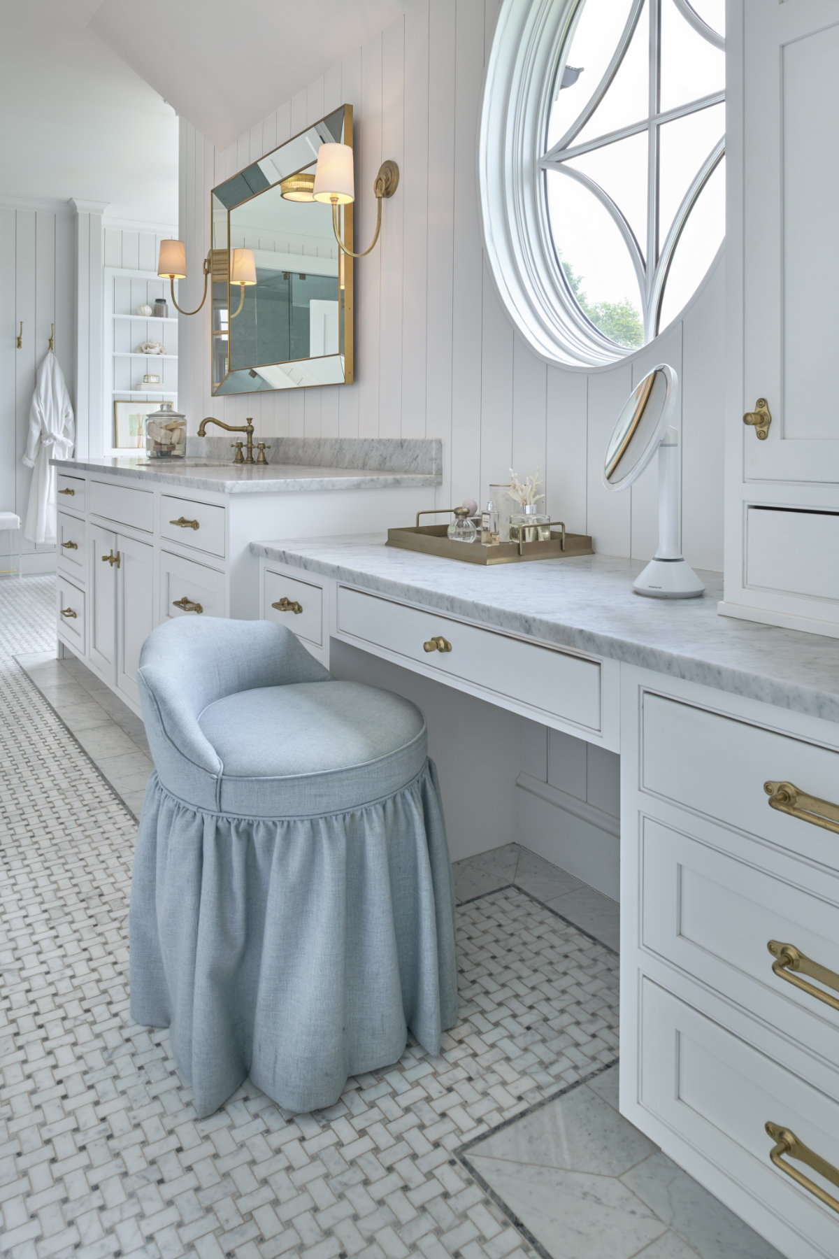 Pennsylvania Style Stone Farmhouse Master Bath